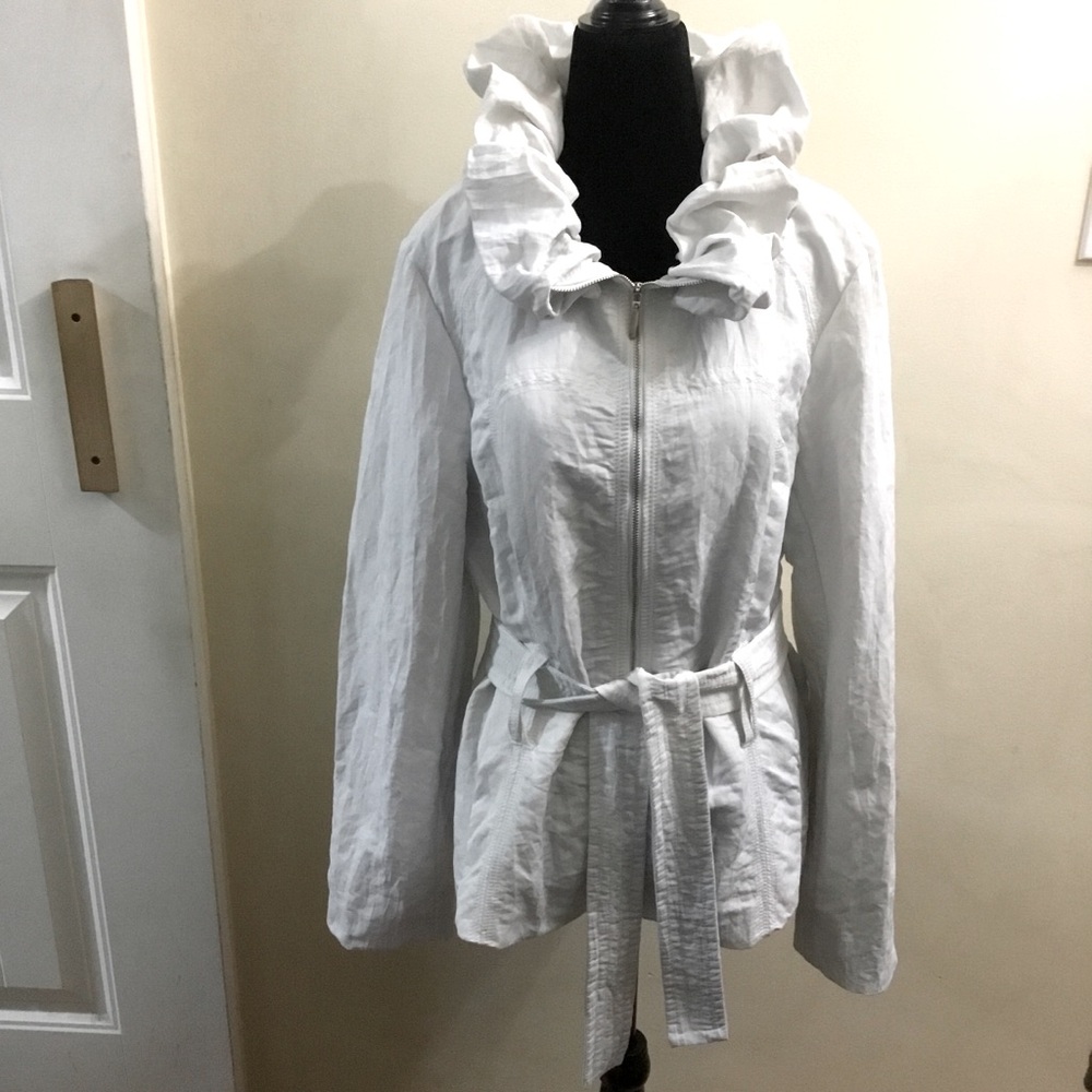 Beautiful Tuzzi German 🇩🇪 designed soft jacket